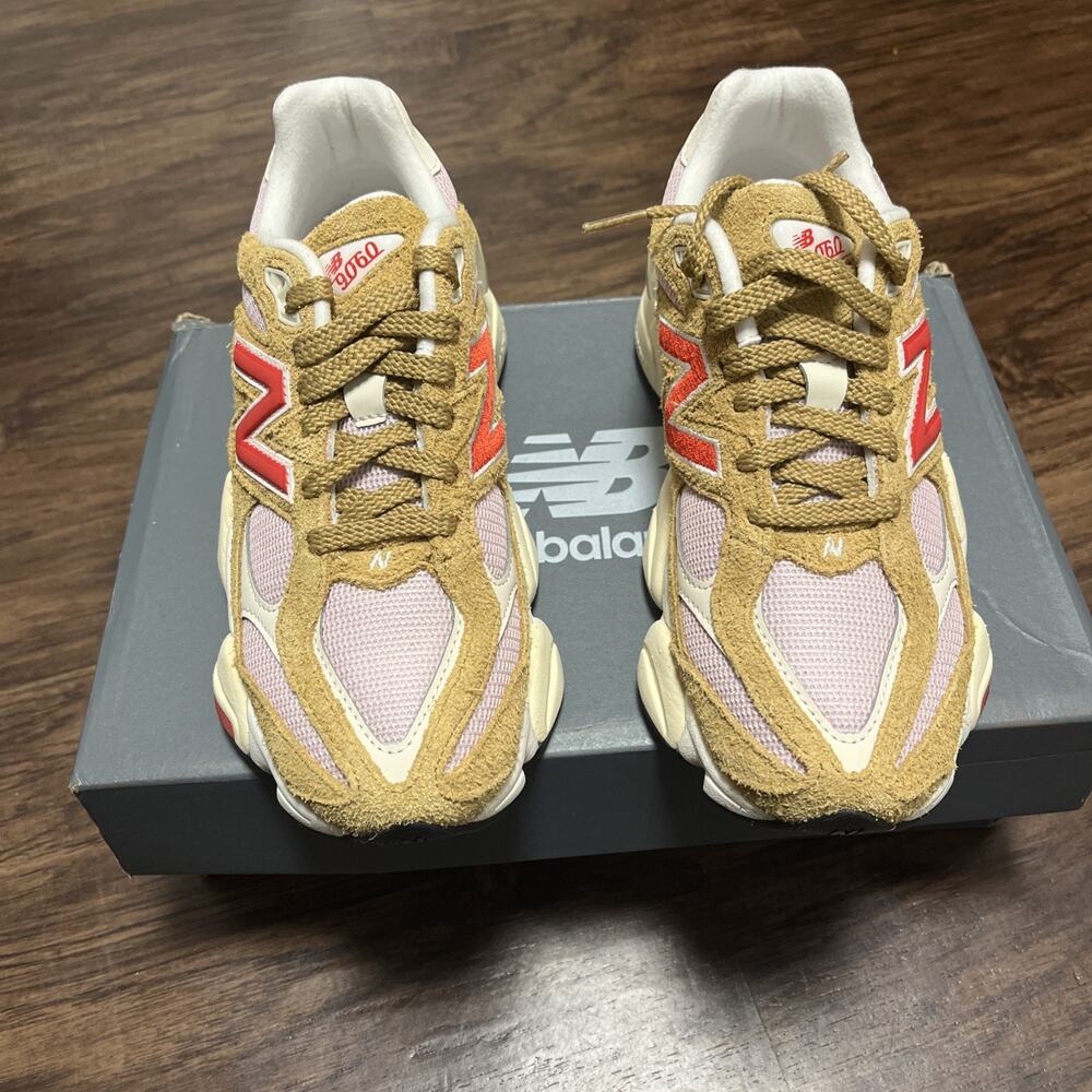 New Balance 9060 Beige Pink Sneakers Women’s Size 8 New With Box - Picture 3 of 7